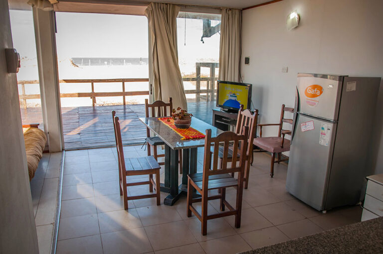 Duplex 3: comedor con salida al deck