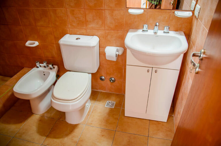 Sol G y E: baño